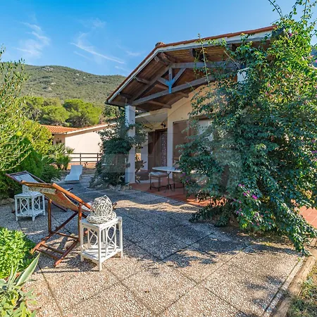 Villa Villino - Goelba Nisporto
